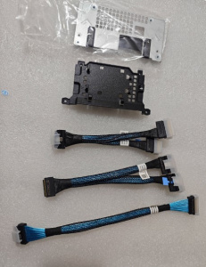 Комплект проводов для DELL R760 8*2.5 NVME H755N с переходной панелью Комплект проводов для DELL R760 8*2.5 NVME H755N с переходной панелью