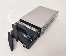 Корзина на 2 накопителя 2.5″ SSD NVMe U.2/U.3 SFF8654, Molex POWER